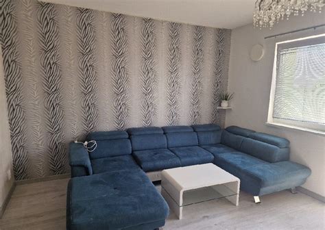 Moderná novostavba s balkónom