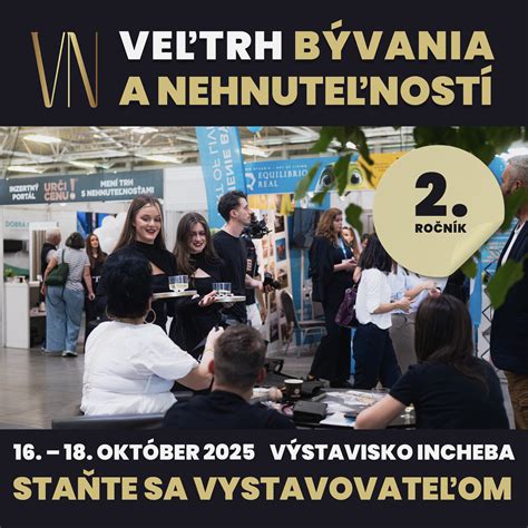 Ilustračná fotografia moderátora Vlada Voštinára pri prezentácii nehnuteľnosti