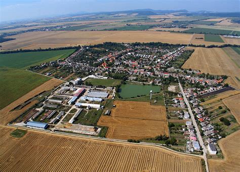 Mapa okolia Piešťan s vyznačenou obcou Horná Streda a Pobedim