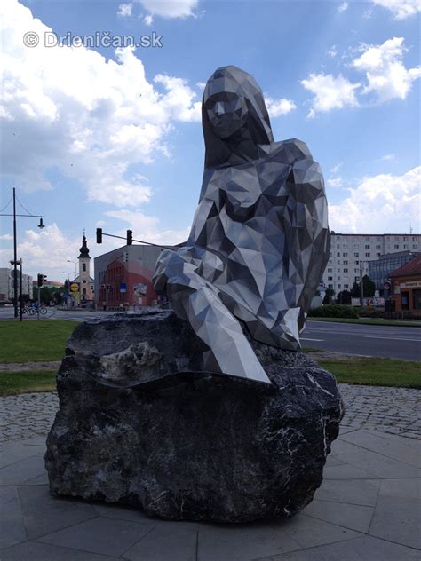 Socha Sabíny v Sabinove