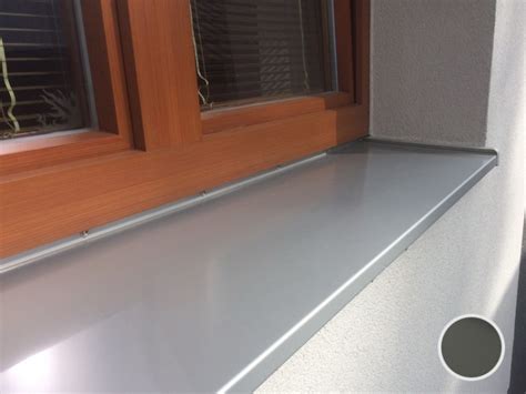 Vonkajší hliníkový parapet