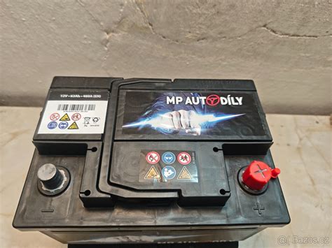 Náčrt správneho poradia odpájania svoriek autobatérie