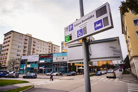 Inteligentný systém regulácie dopravy v centre mesta