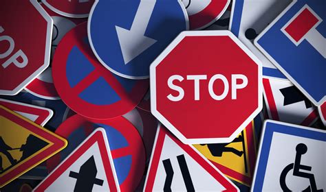 Ilustračná fotografia dopravných značiek