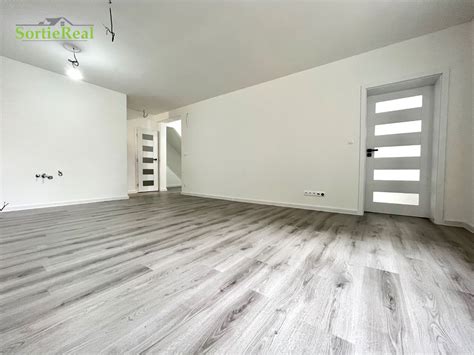 Diagram porovnania cien za m2 pre 3-izbové byty v okolí Galanty