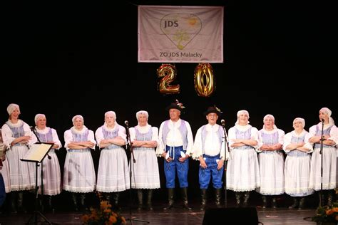 Ilustrácia znázorňujúca komunitu seniorov