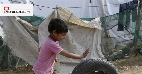 Ilustrácia prázdnej chladničky a peňaženky