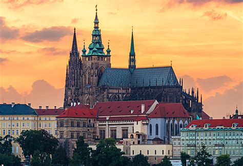 Pražský hrad a Malá Strana z vtáčej perspektívy