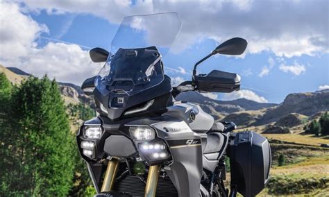 Motocykel s vysokým sedadlom