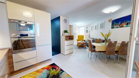 Vizuál zeleného átria v modernom bytovom projekte