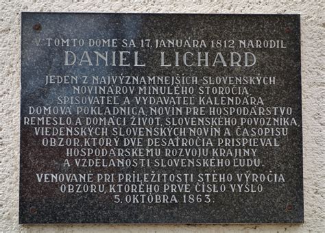 Pamätná tabuľa na rodnom dome v Nedeci