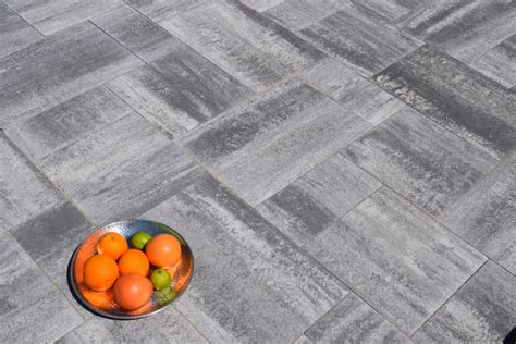 Detailné zábery rôznych formátov dlažby Klasiko