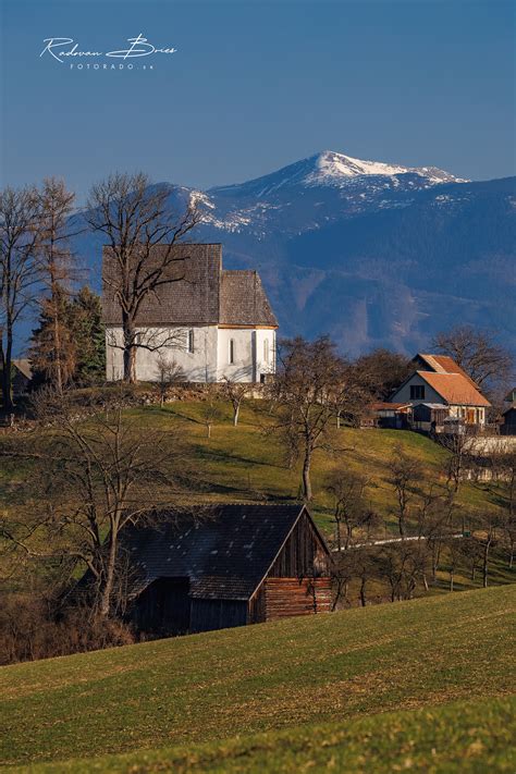 Ilustračná fotografia vidieckej krajiny v okolí Medzeva