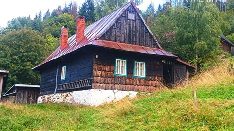 tradičná slovenská chalupa