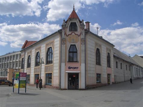 Ulica Palárikova v Senici