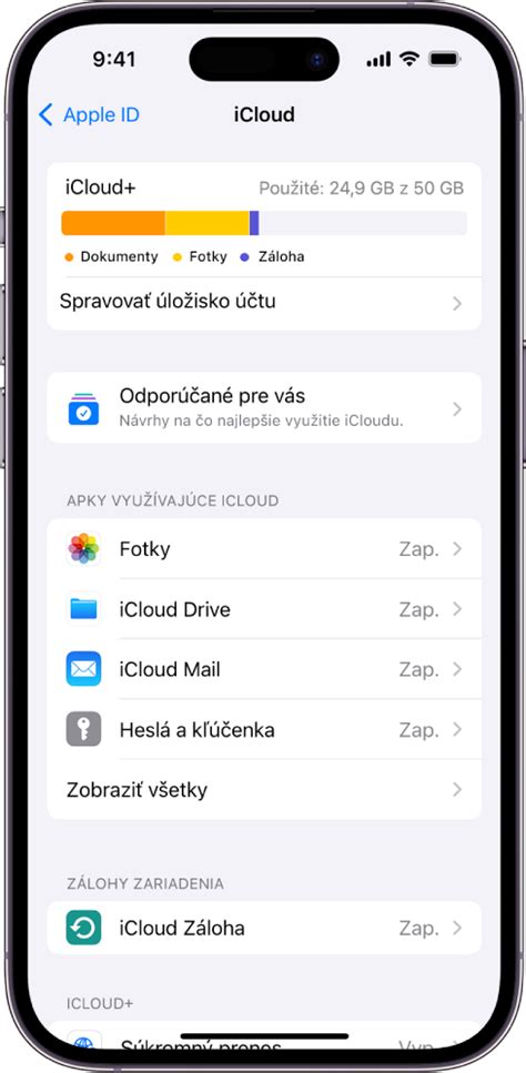 Porovnanie interného úložiska a iCloud