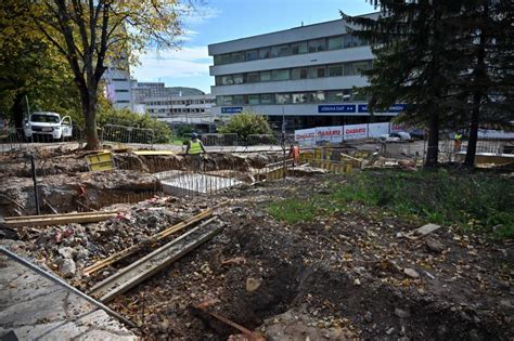Interiér Rooseveltovej nemocnice počas výstavby