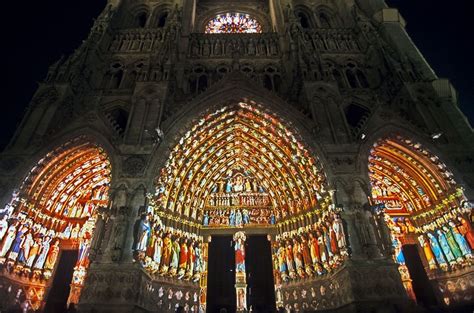 Radovanov portál Trogirskej katedrály