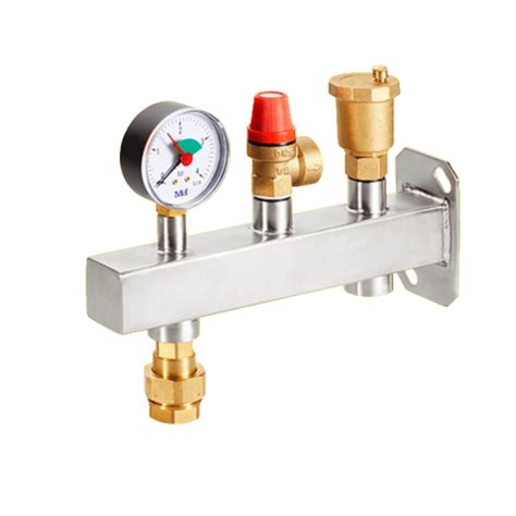 Schematické znázornenie vykurovacieho systému s vyznačením manometra, expanznej nádoby a poistného ventilu