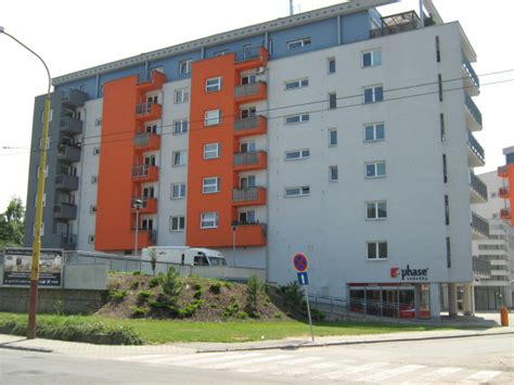 Správcovská spoločnosť a bytový dom
