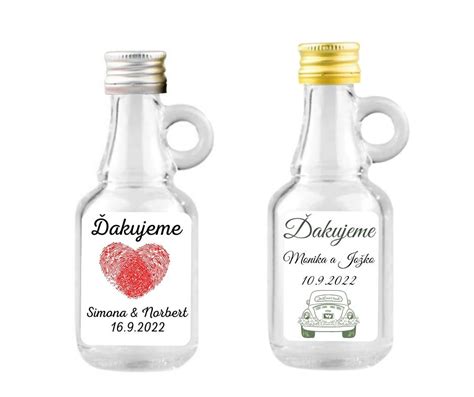 Fľaštičky s vitamínmi a doplnkami