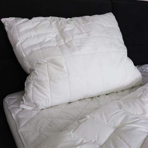 Ukážka kvalitných prikrývok a vankúšov od QUILTEX a.s.