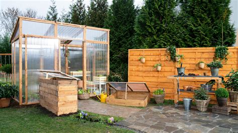 Umiestnenie skleníka v záhrade