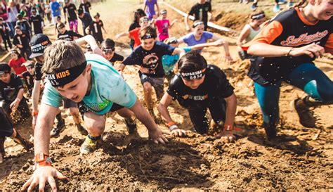Deti na prekážkovej dráhe Spartan kids race