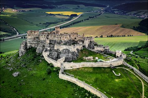 Rozľahlý Spišský hrad
