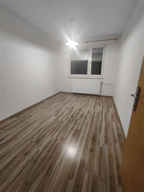 Rekonštruovaný bytový dom v Senici