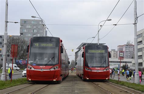 Ilustračná fotografia zastávky MHD v Bratislave