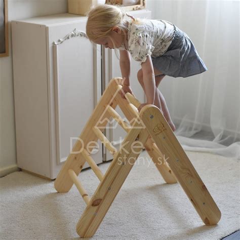 Piklerovej trojuholník a Montessori hojdačka