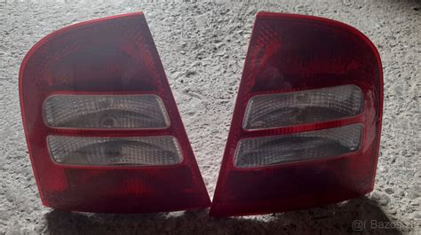 Charakteristické zadné svetlá Nissanu Skyline
