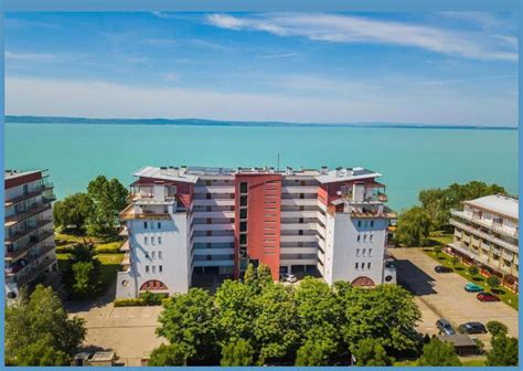 Siófok panoráma s Balatonom
