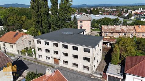 Bytový dom v meste