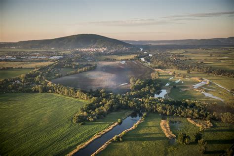 Mapa okolia Devínskej Novej Vsi s vyznačenými prírodnými lokalitami