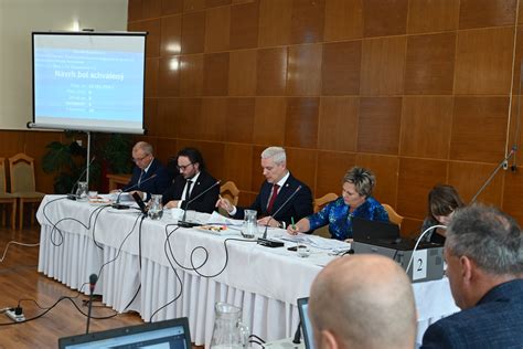 Ilustračná fotografia zasadnutia mestského zastupiteľstva