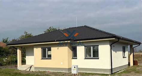 Ilustračný obrázok rodinného domu v Nových Zámkoch