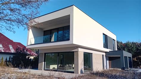 Energeticky úsporný dom s fotovoltaickými panelmi