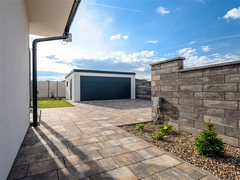 Ilustračná fotografia montovanej garáže