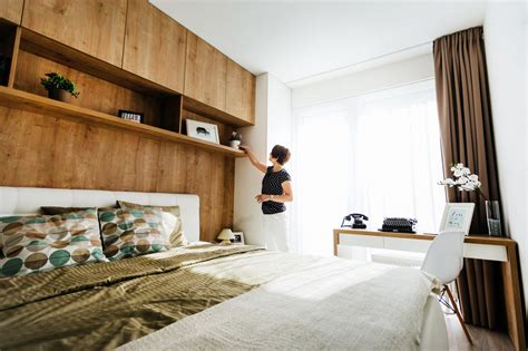 Multifunkčná stena v jednoizbovom byte