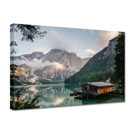 Tatranská krajina s horami a lesmi