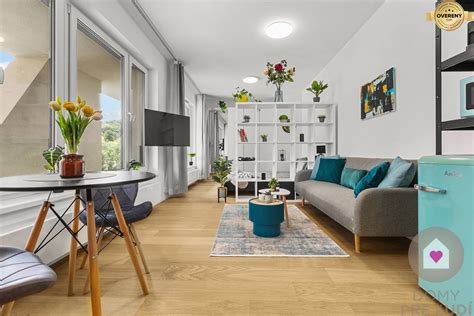 Ilustračný obrázok moderného zariadeného bytu