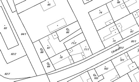 Výrez z katastrálnej mapy s vyznačenými parcelami rôznych druhov