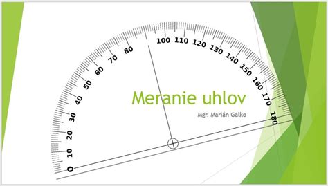 Meranie pravých uhlov pri základoch