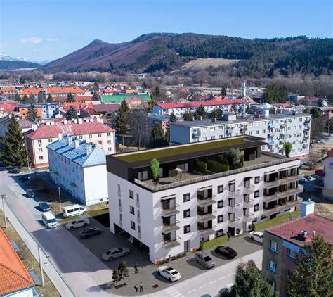 Bytový dom v Slovenskej Ľupči s detským ihriskom