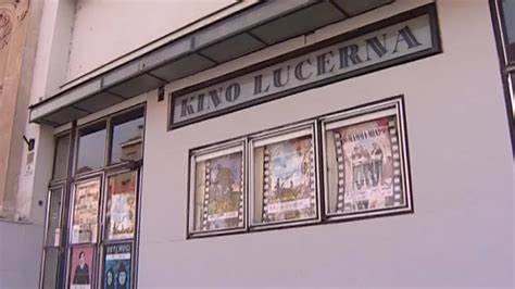 Interiér kina Lucerna před rekonstrukcí