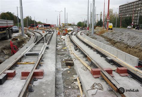 Schematické znázornenie etáp rekonštrukcie električkovej trate