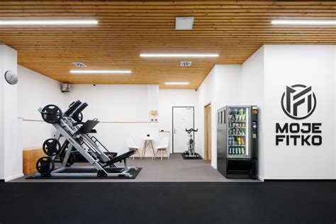 interiér malého fitness štúdia