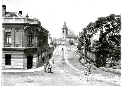 Fotografia ulice v pokojnej obytnej štvrti